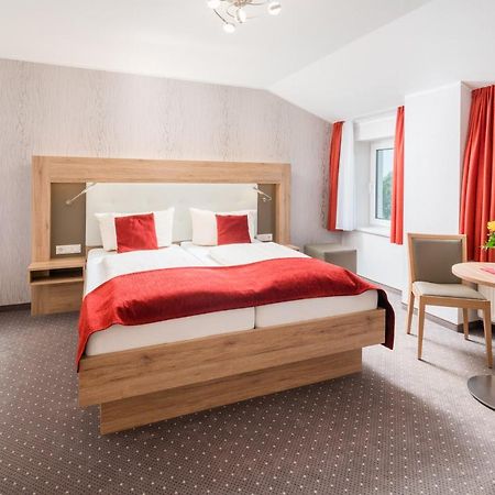 Hotel Rabennest 라베나우 외부 사진